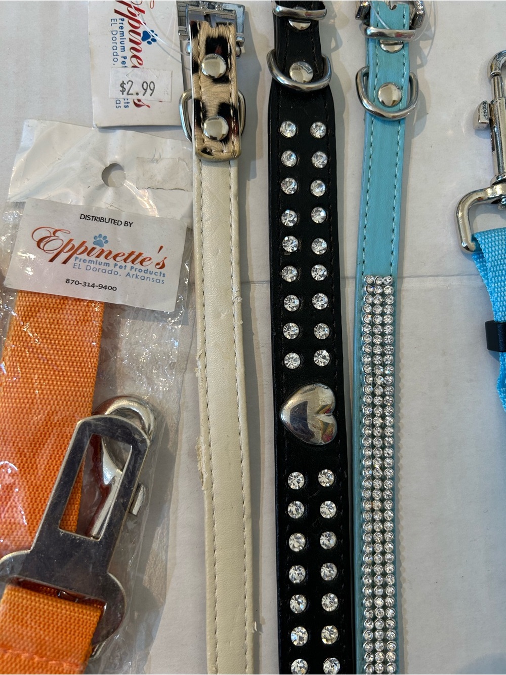 Dog Collars  &  ar Seat Belts - Picture 4 of 7